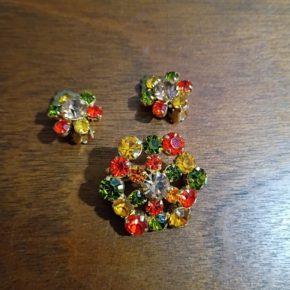 Vintage Multicolor Crystal Clip On Earrings and Brooch Set
